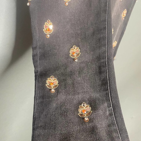 Anthropologie Pilcro Black Script Beaded Jeans 26 - Picture 9 of 9